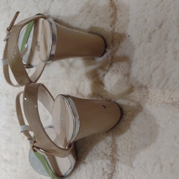 Franco Sarto Strappy Sandal Block Heel Bright Green and Cream - Picture 5 of 14